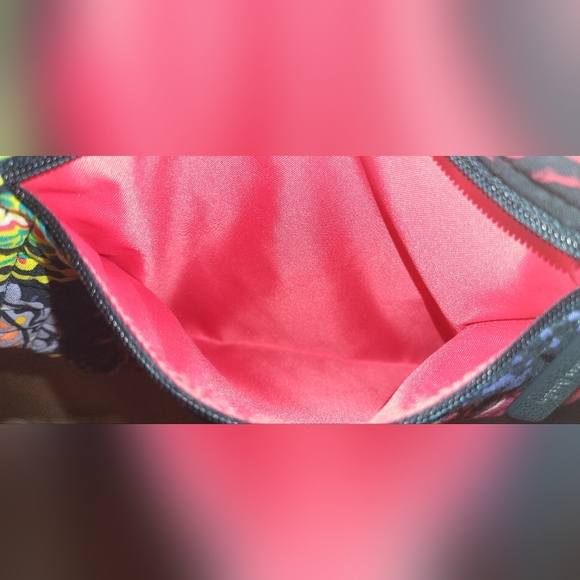 Vera Bradley Twilight Paisley Tri Zip Crossbody Bag - BRAND NEW NEVER USED! - Picture 7 of 16